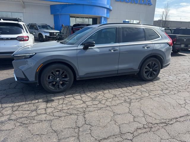 Used 2023 Honda CR-V Sport Touring image 3