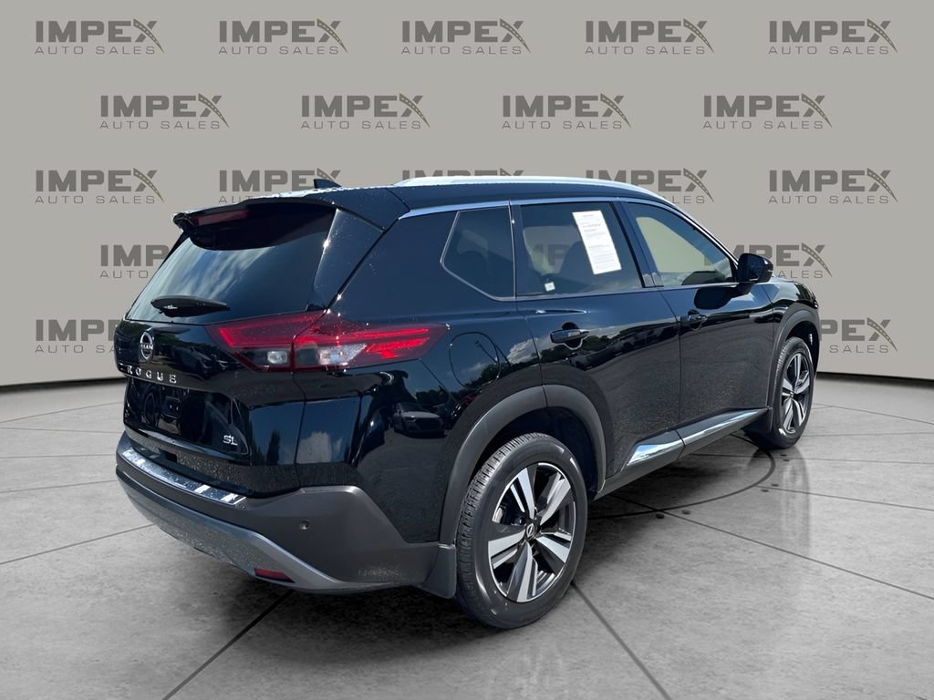 Used 2023 Nissan Rogue SL FWD image 3