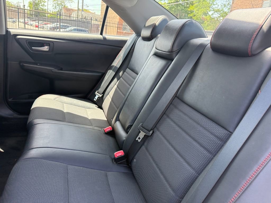 Used 2017 Toyota Camry SE FWD image 25