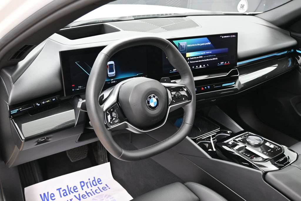 Used 2025 BMW 530i RWD image 21