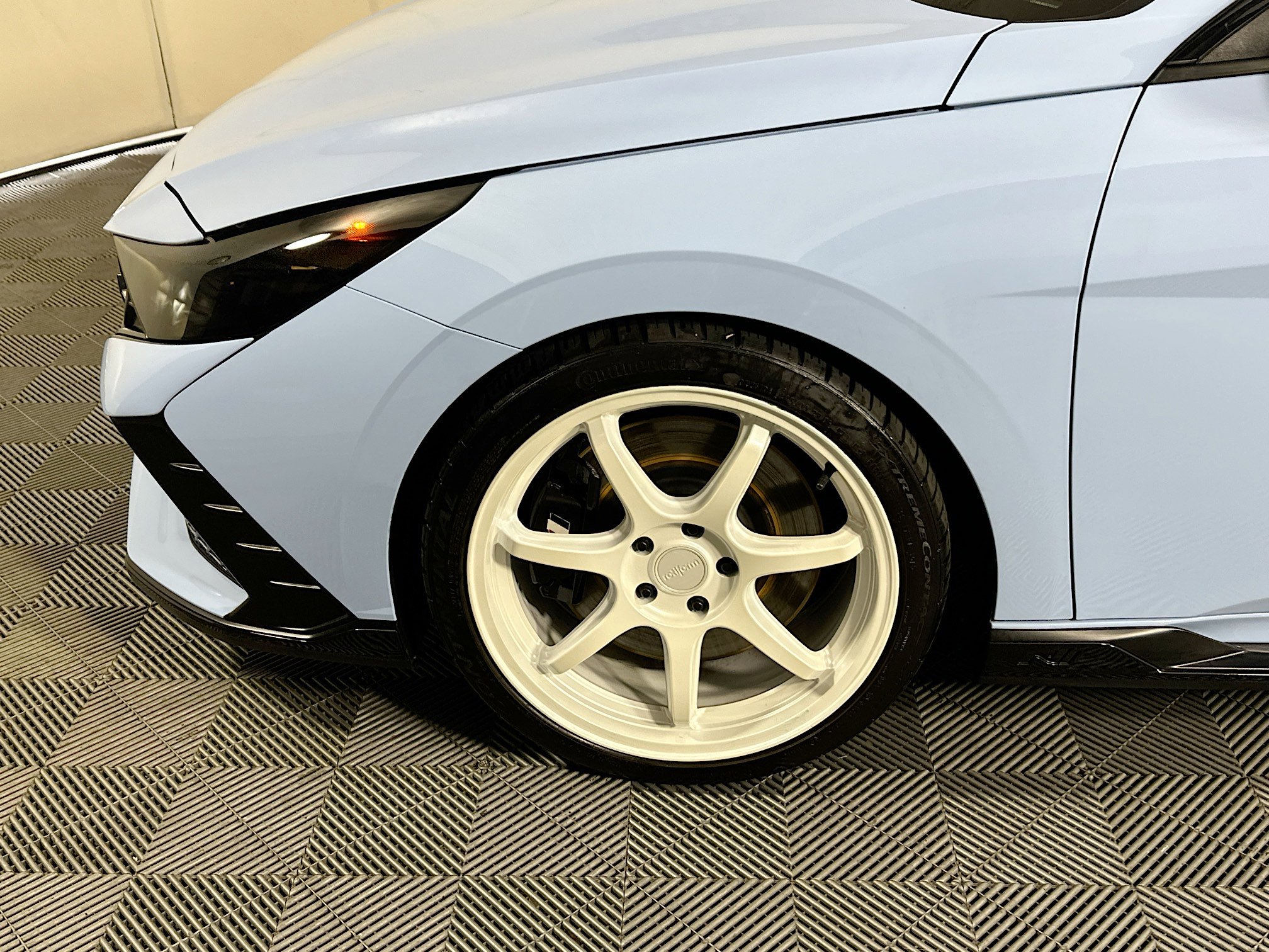 Used 2023 Hyundai Elantra N FWD image 11