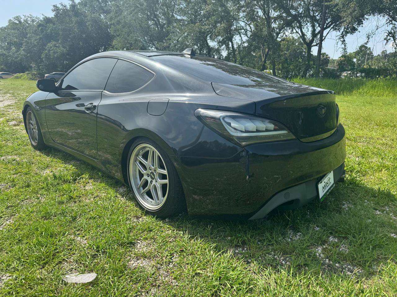 Used 2013 Hyundai Genesis 2.0T RWD image 3