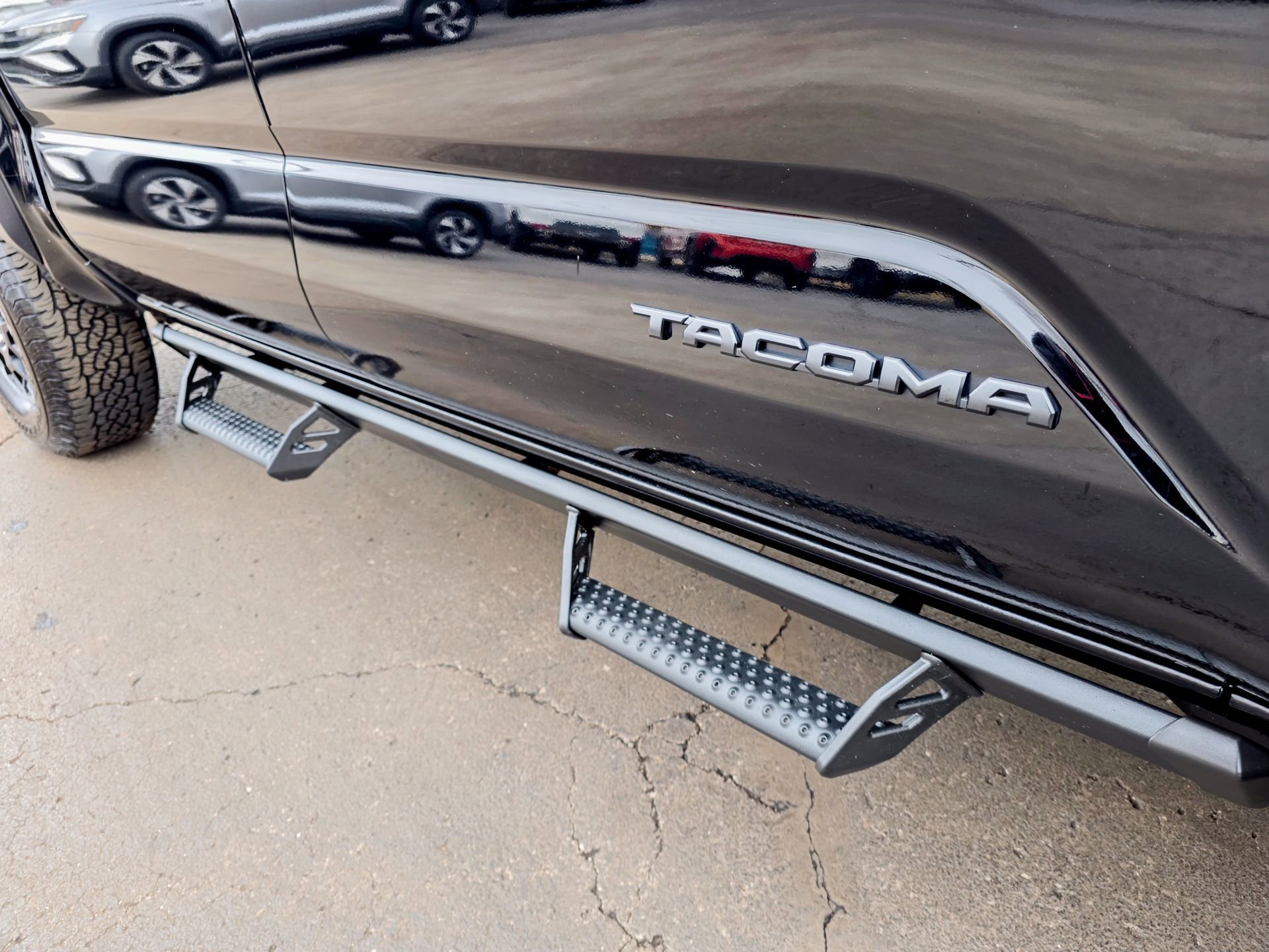 Used 2024 Toyota Tacoma TRD Off-Road image 27