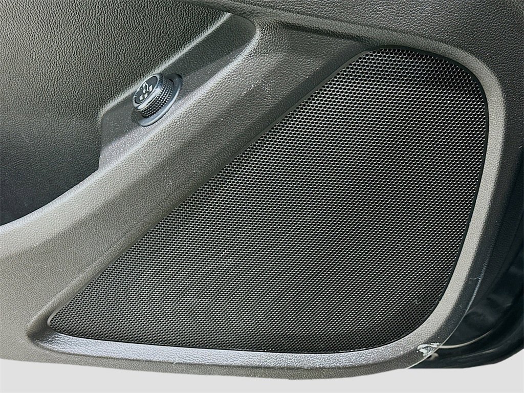 Used 2021 Chevrolet Traverse LT image 18