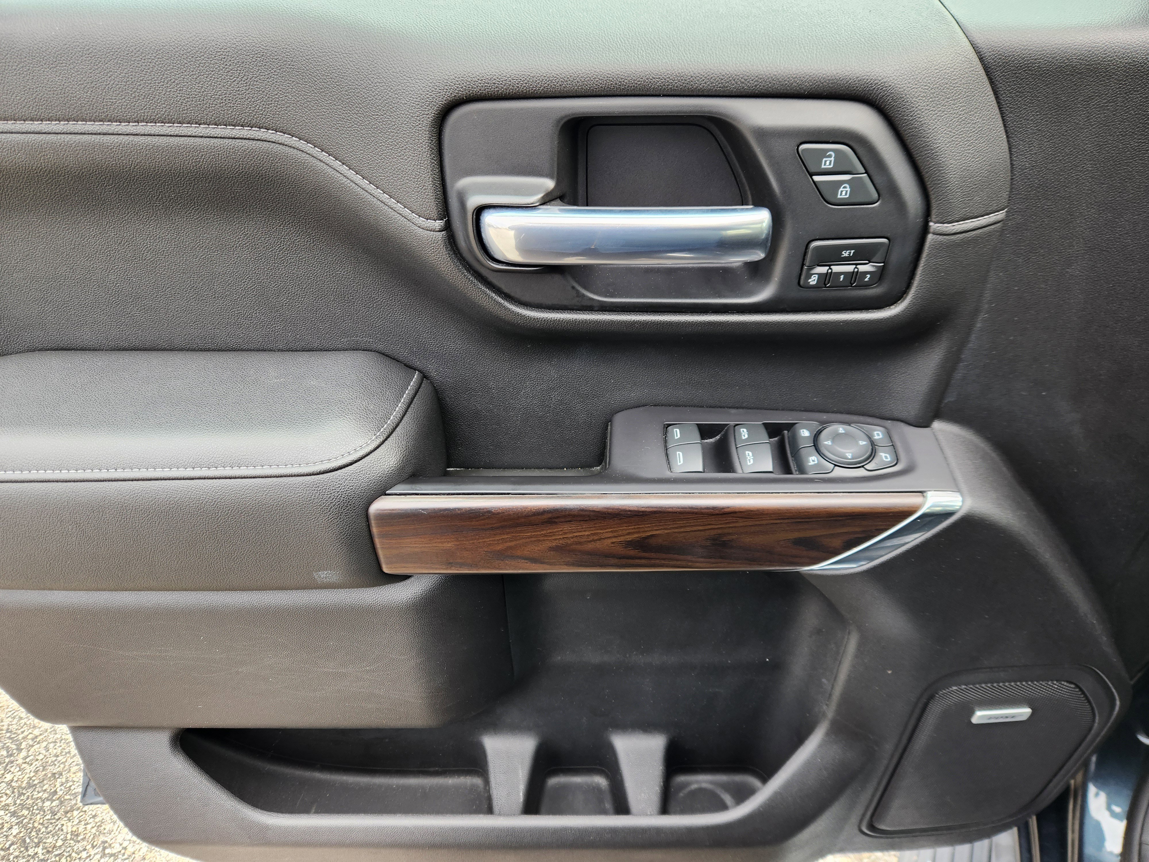 Used 2019 GMC Sierra 1500 SLT w/ SLT Premium Plus Package image 17