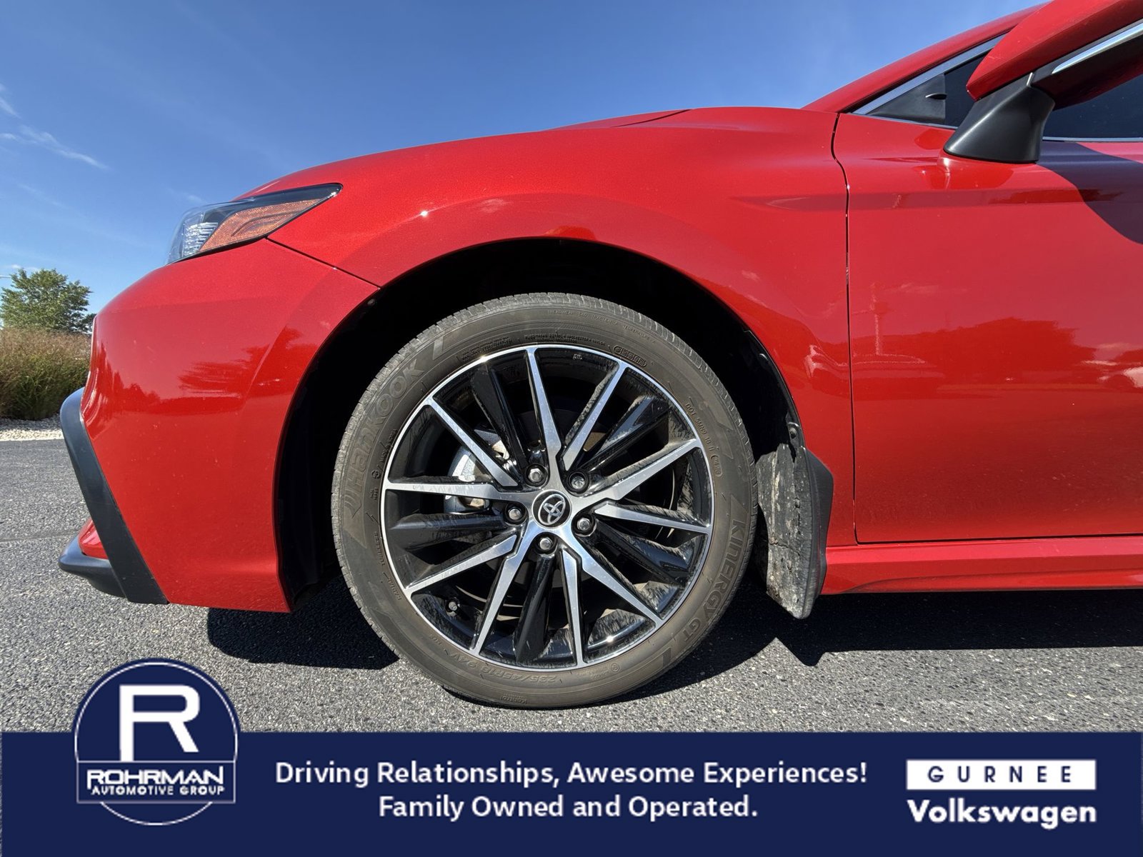 Used 2024 Toyota Camry SE FWD image 11