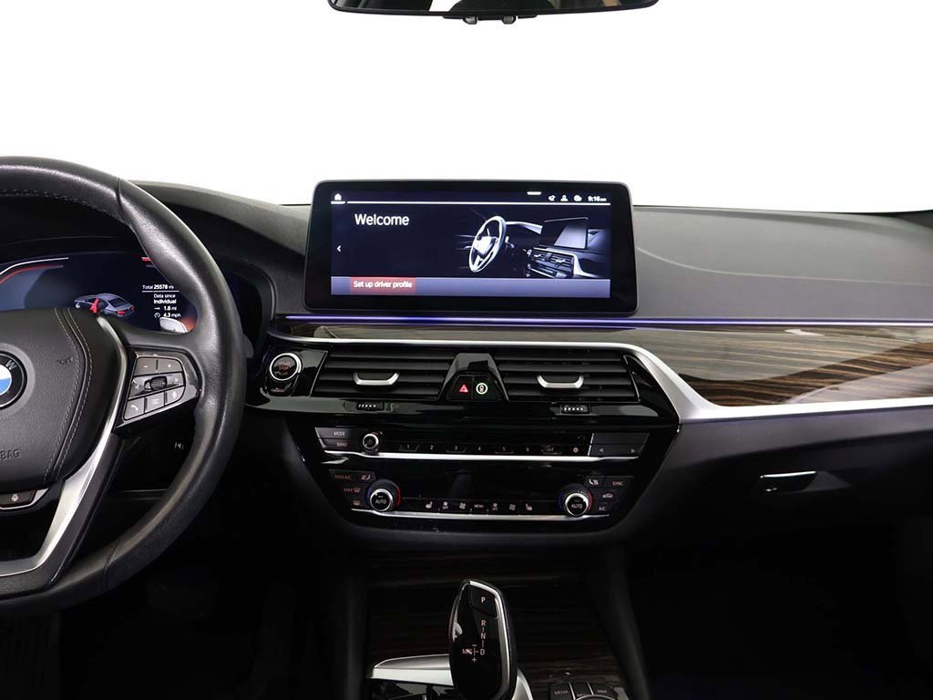 Used 2023 BMW 530i xDrive w/ Convenience Package image 39