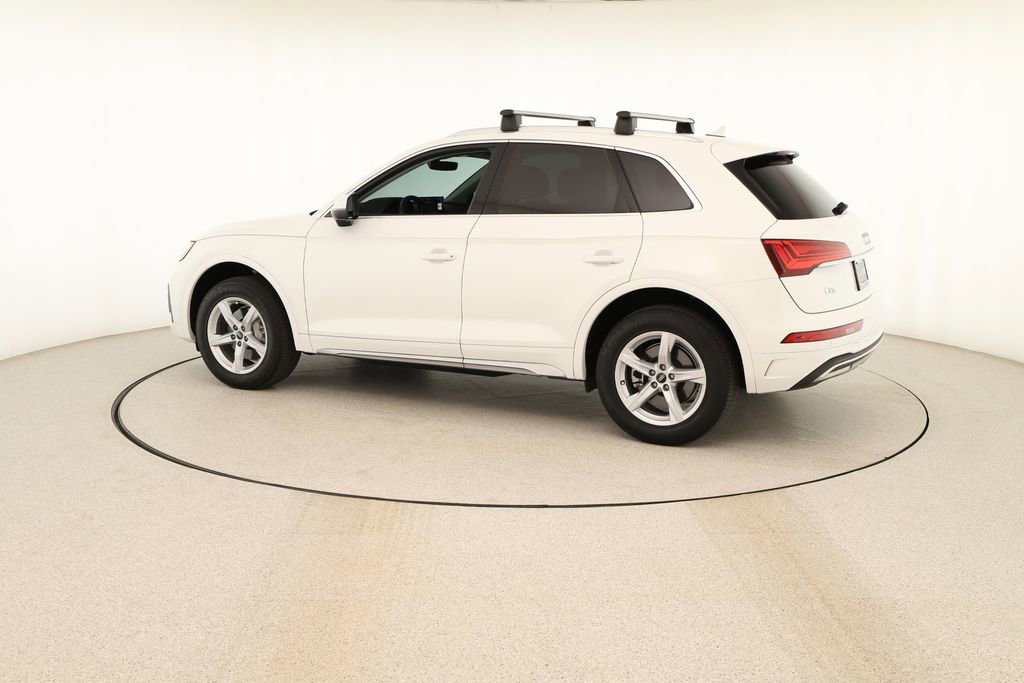 Certified 2023 Audi Q5 2.0T Premium w/ Convenience Package AWD/4WD image 3