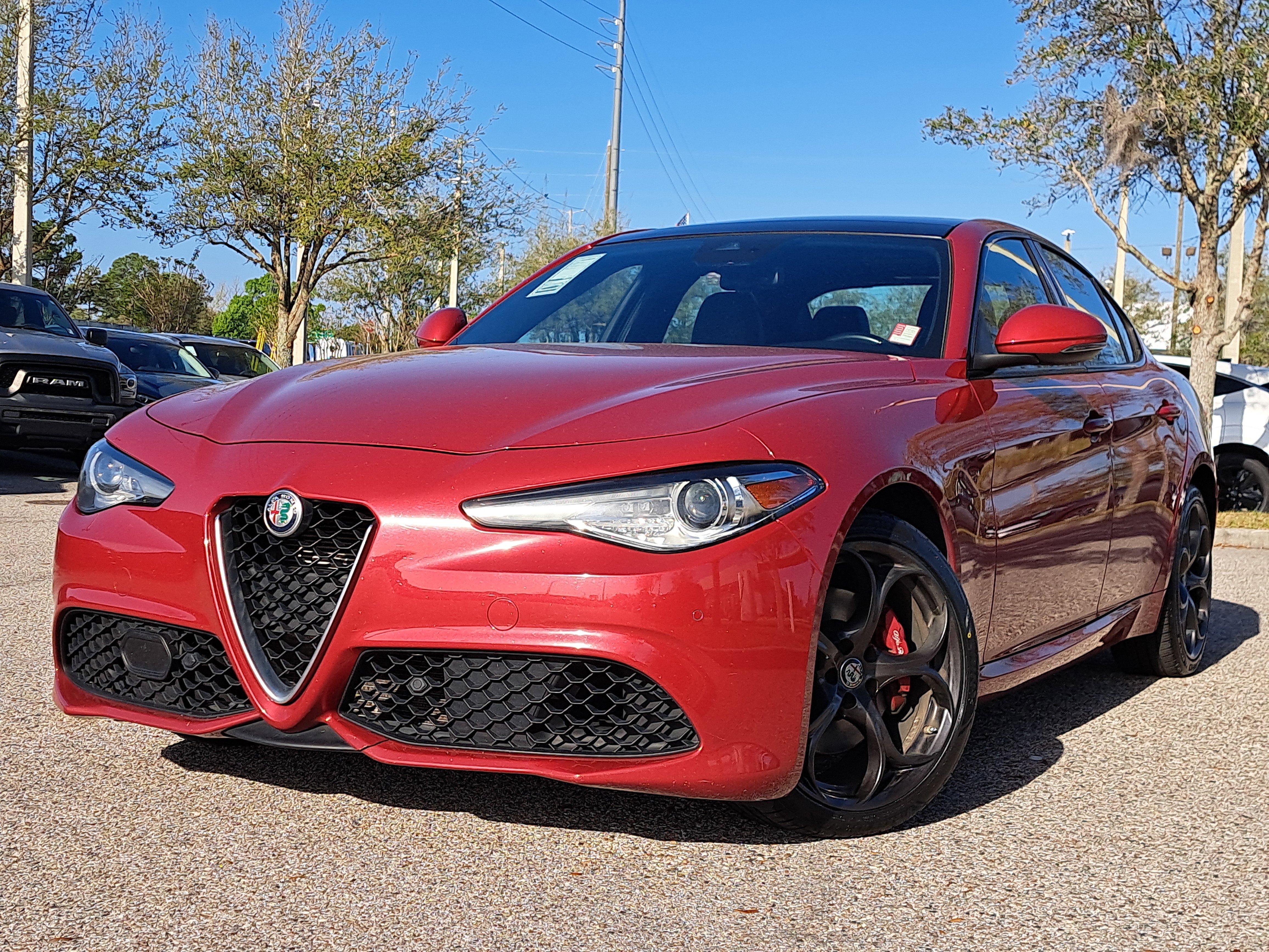 Used 2020 Alfa Romeo Giulia Ti Sport w/ Quick Order Package 22S Sport AWD/4WD image 34