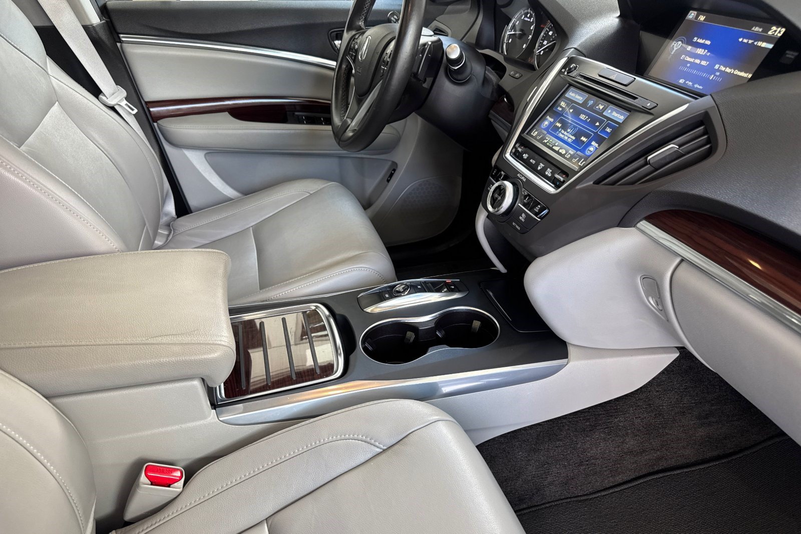 Used 2016 Acura MDX w/ Technology Package AWD/4WD image 21