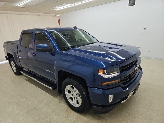 Used 2017 Chevrolet Silverado 1500 LT w/ All Star Edition AWD/4WD image 30