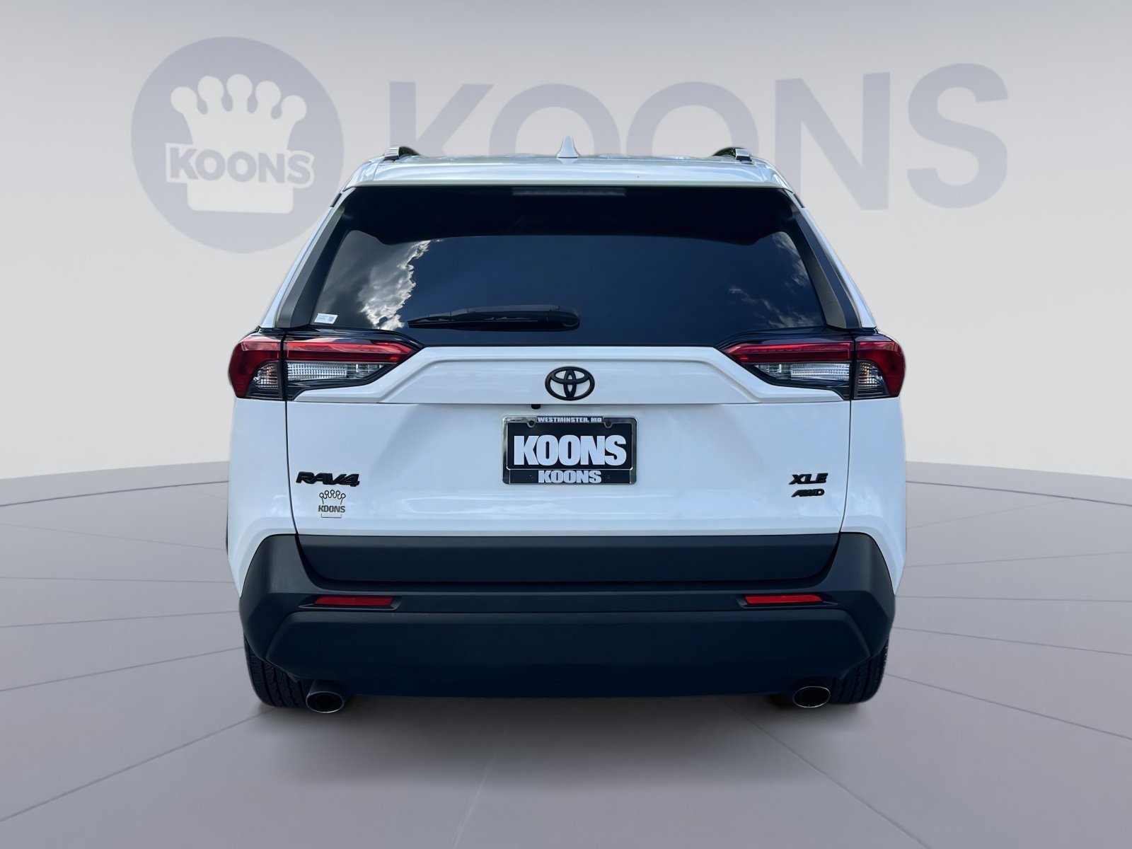 Used 2022 Toyota RAV4 XLE AWD/4WD image 15