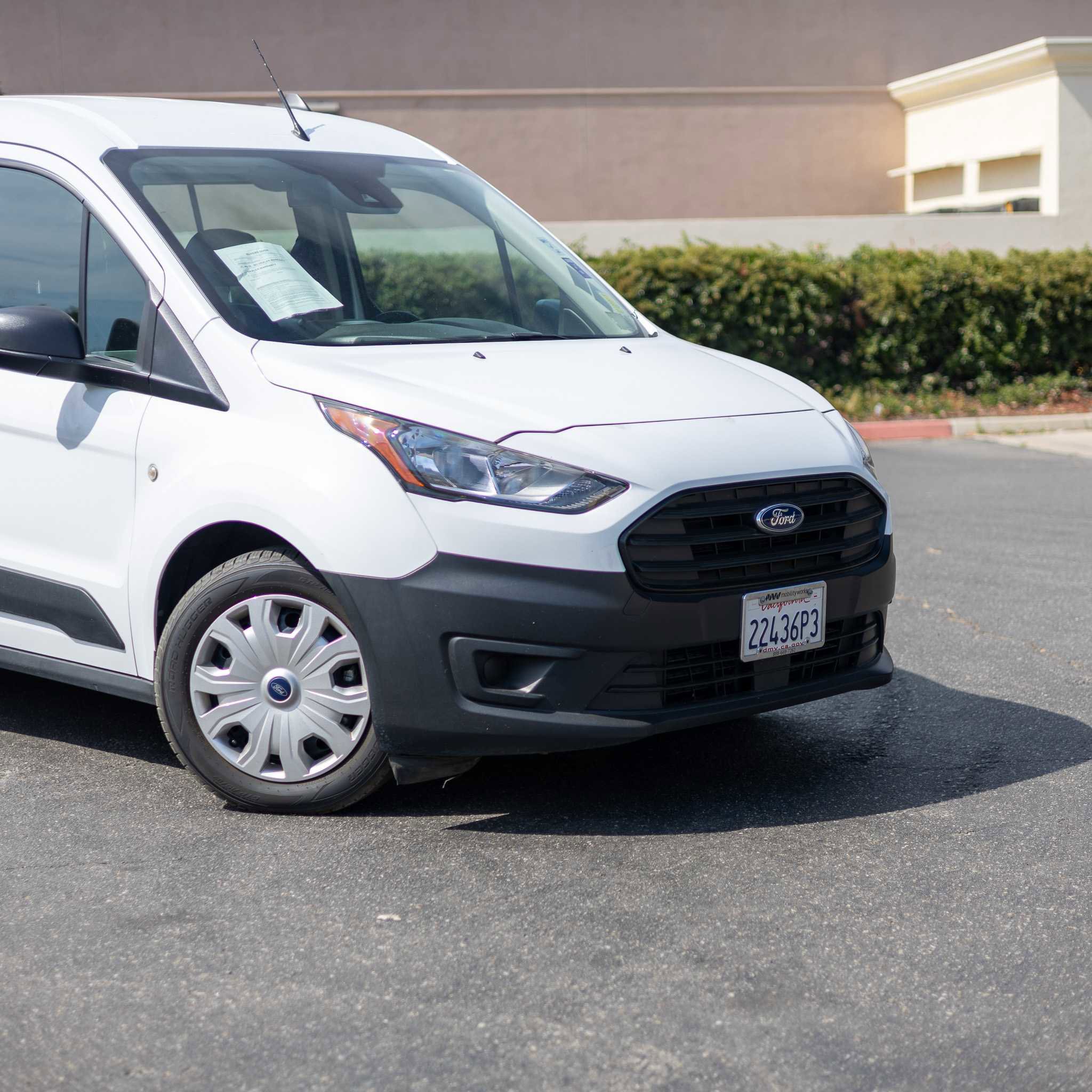 Used 2022 Ford Transit Connect XL image 9