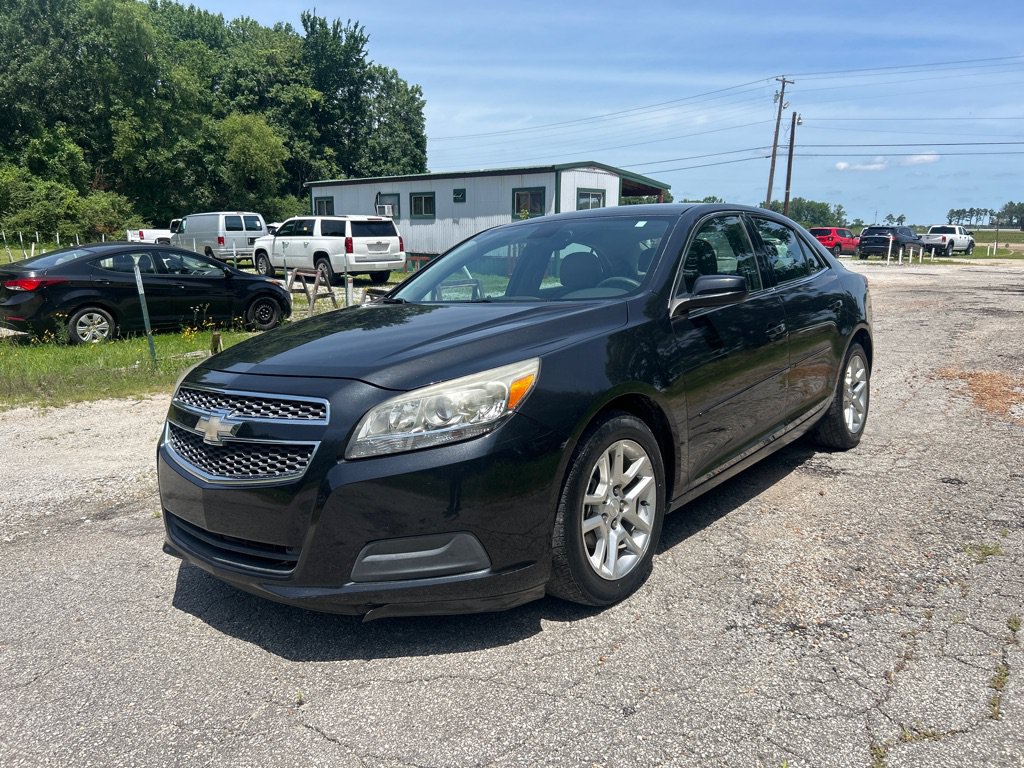 Used 2013 Chevrolet Malibu Eco w/ Power Convenience Package FWD image 3