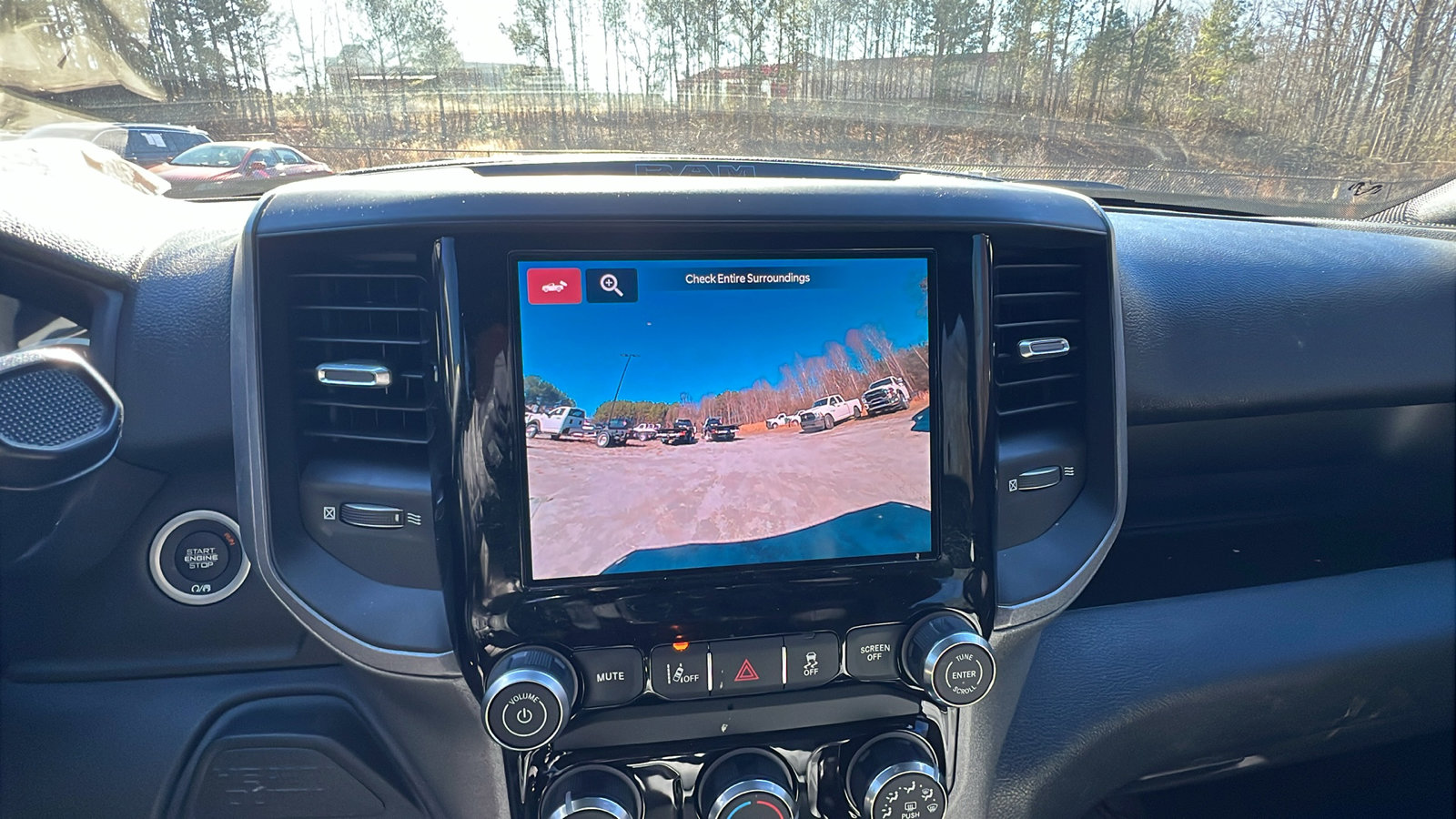 Used 2025 RAM 5500 Tradesman w/ Safety Group image 32