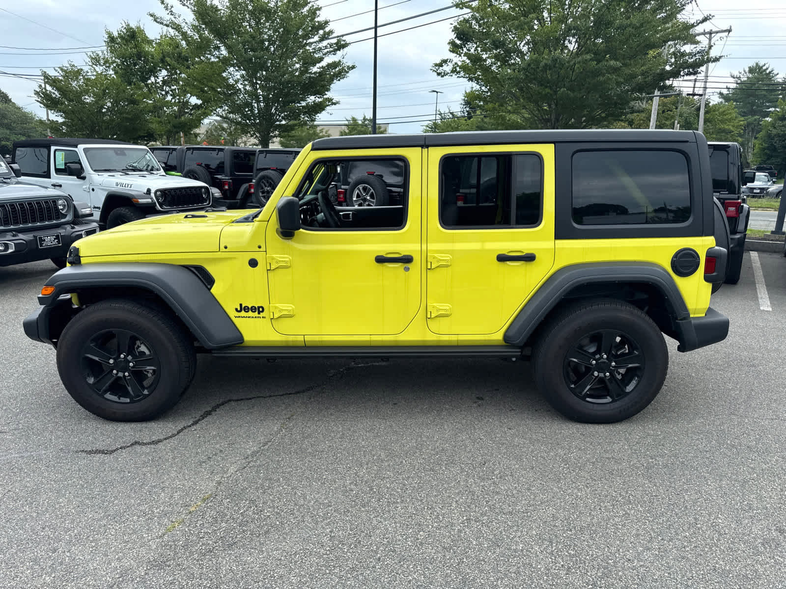 New 2023 Jeep Wrangler Unlimited Sport image 3