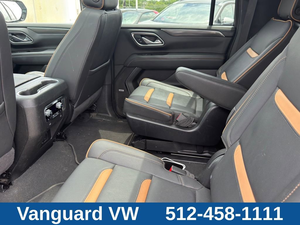 Used 2024 GMC Yukon XL AT4 AWD/4WD image 29
