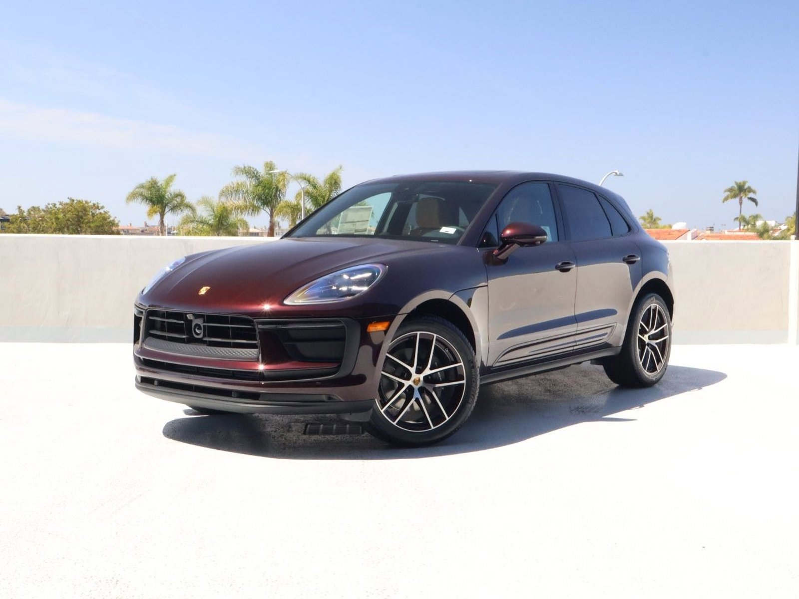New 2026 Porsche Macan AWD/4WD video 1