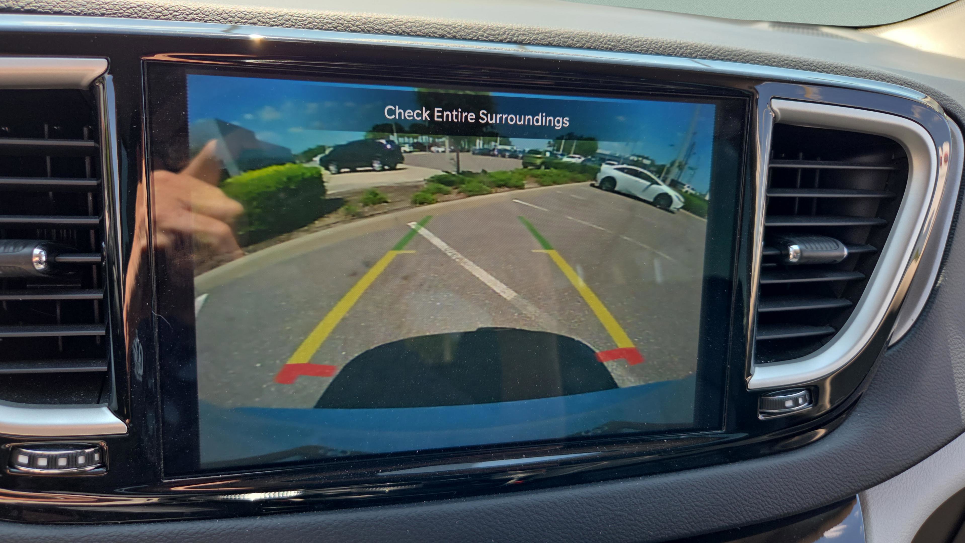 Used 2024 Chrysler Pacifica Touring-L image 13