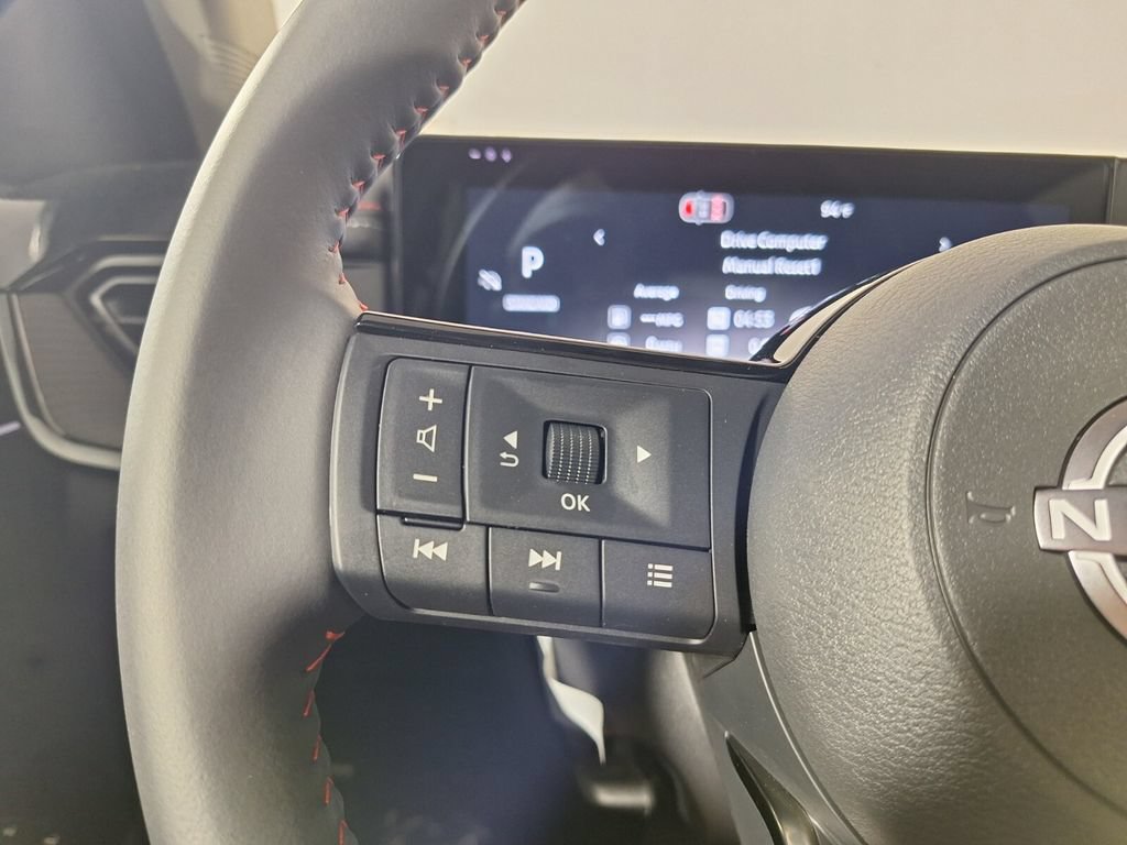 Used 2026 Nissan Kicks SR FWD image 20