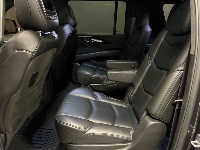 Used 2016 Cadillac Escalade ESV Platinum AWD/4WD image 26