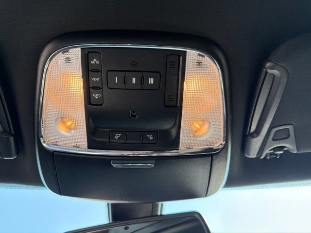 Used 2019 Dodge Charger Scat Pack w/ Plus Group RWD image 24