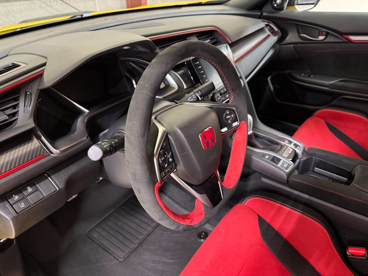 Used 2021 Honda Civic Type R Limited image 22