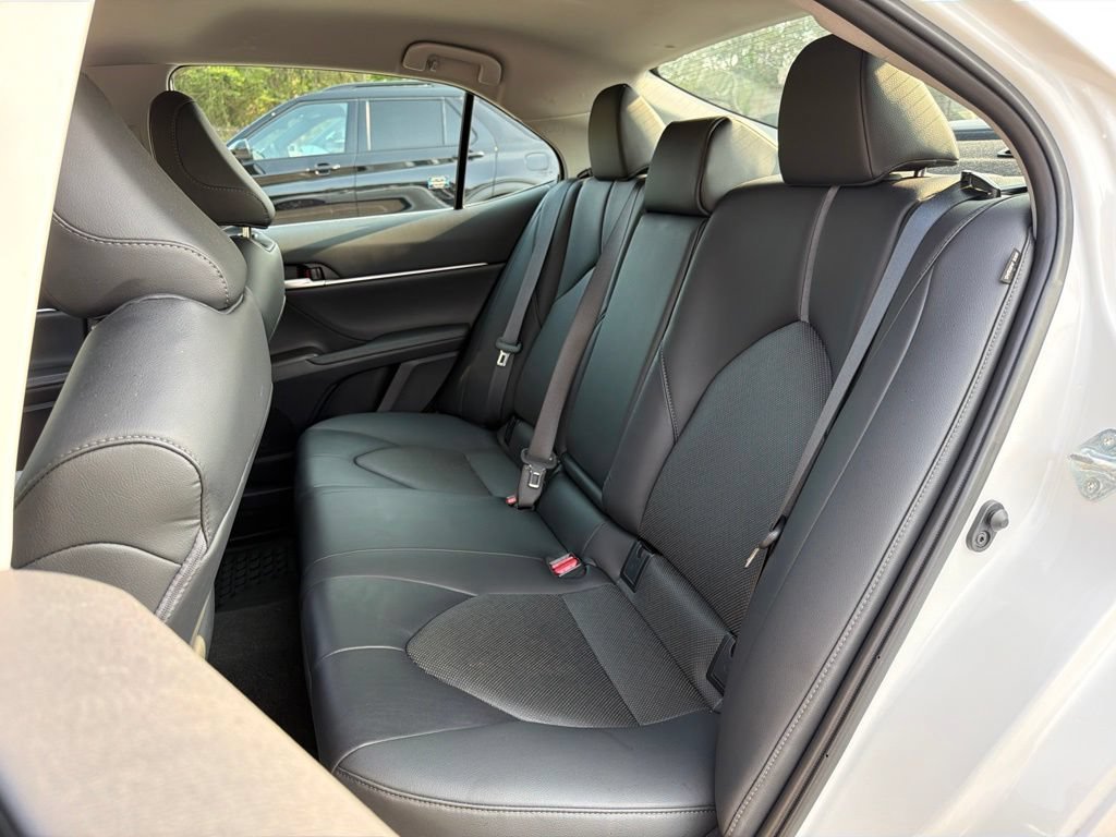Used 2024 Toyota Camry XLE AWD/4WD image 19