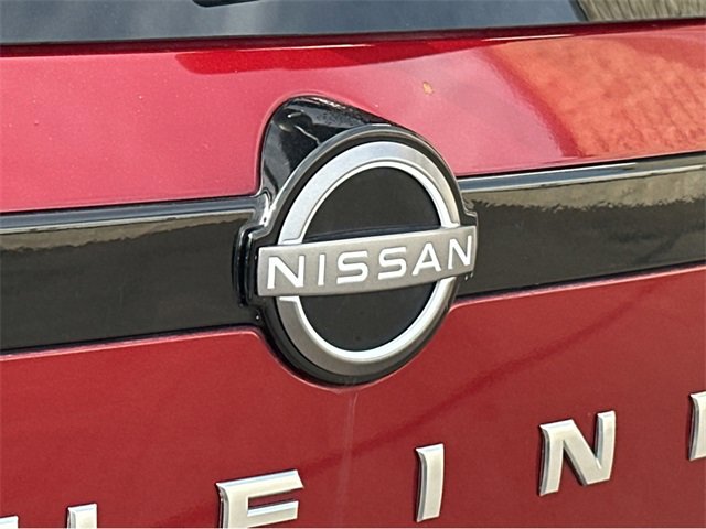 Used 2022 Nissan Pathfinder SV image 20