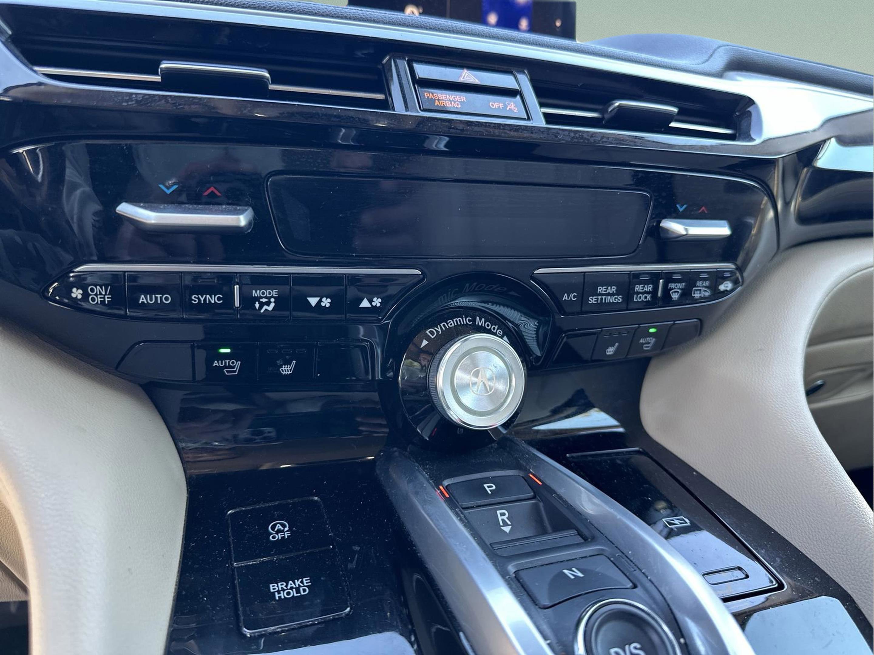 Used 2023 Acura MDX FWD image 25