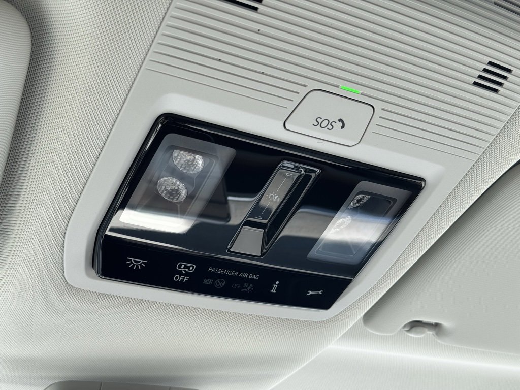 New 2025 Volkswagen ID. Buzz 1st Edition image 35