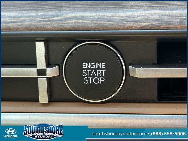 Used 2024 Hyundai Santa Fe Limited image 29