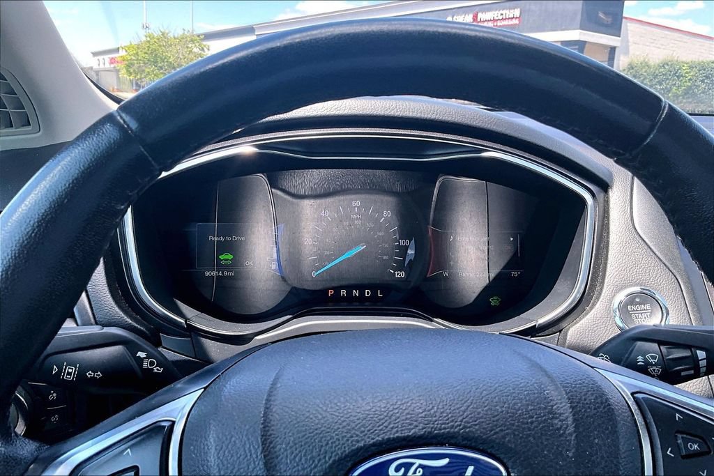 Used 2019 Ford Fusion Titanium FWD image 18