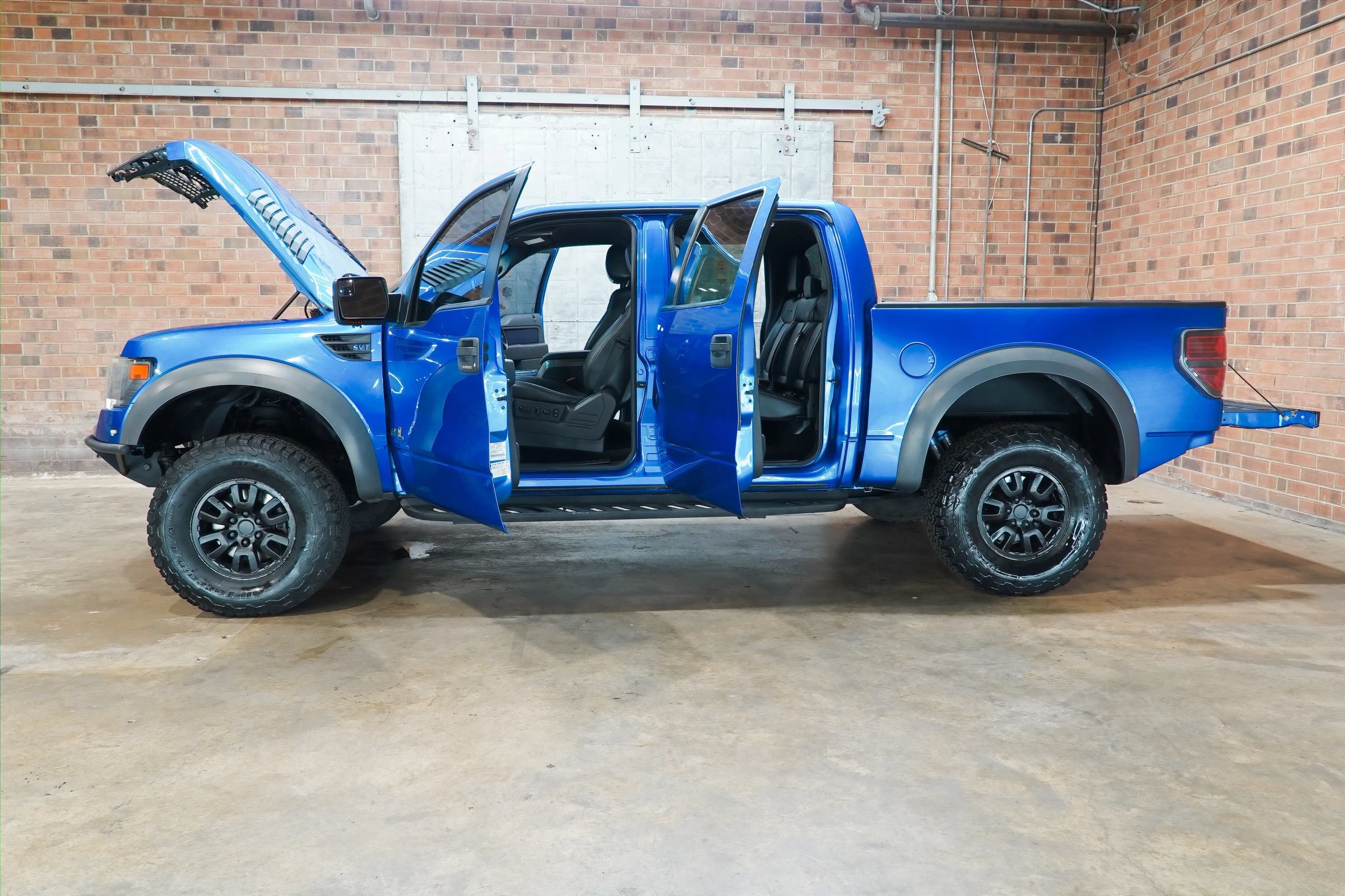 Used 2014 Ford F150 Raptor w/ Equipment Group 801A Luxury AWD/4WD image 27