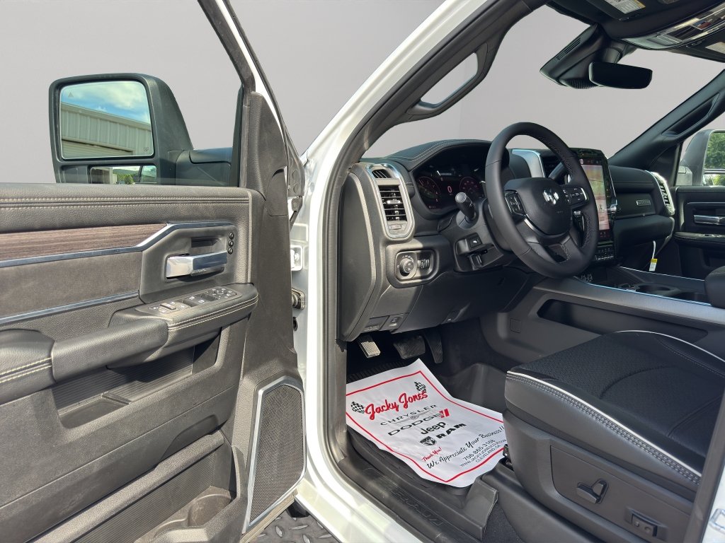 New 2026 RAM 2500 Laramie w/ Night Edition AWD/4WD image 5
