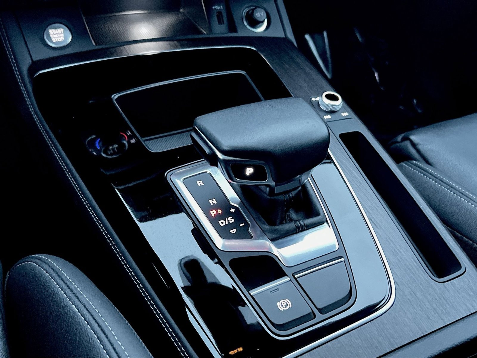 Used 2024 Audi Q5 2.0T Premium Plus image 21