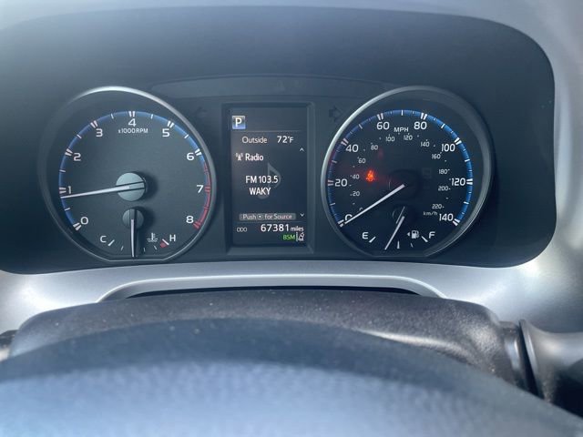 Used 2018 Toyota RAV4 XLE AWD/4WD image 31