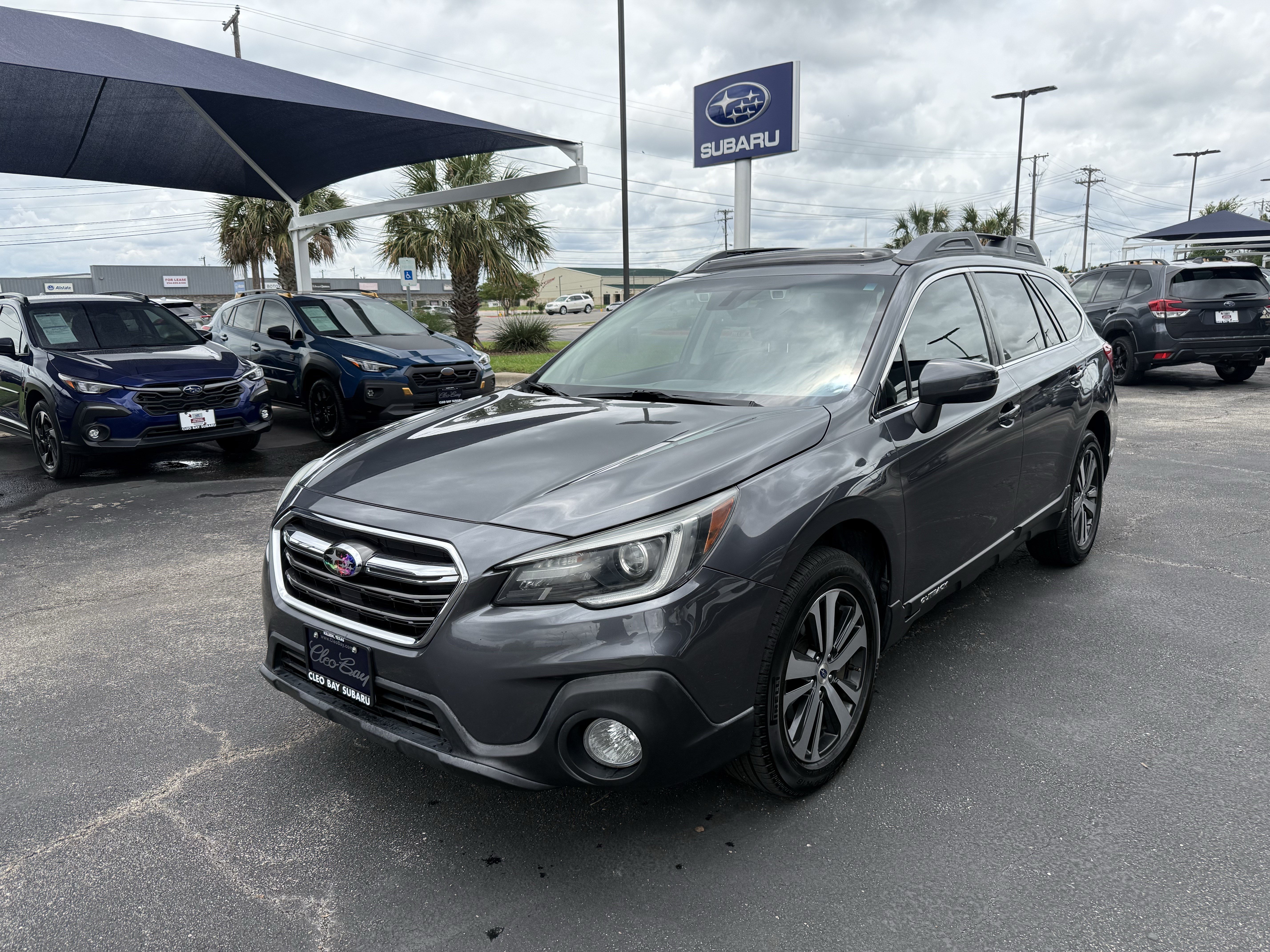 Used 2021 Subaru Outback Limited AWD/4WD image 3