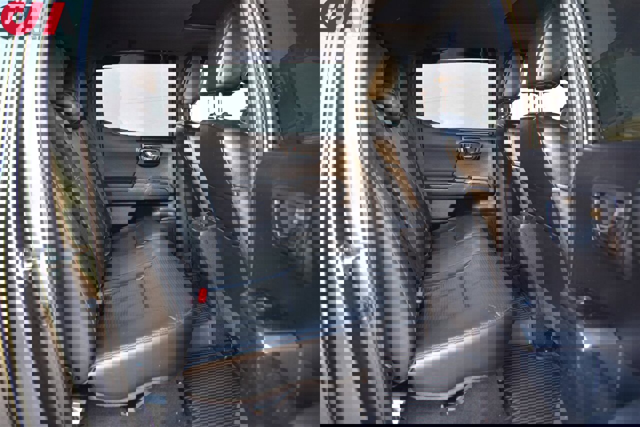 Used 2020 Toyota Tacoma TRD Off-Road w/ TRD Premium Off Road Package image 29