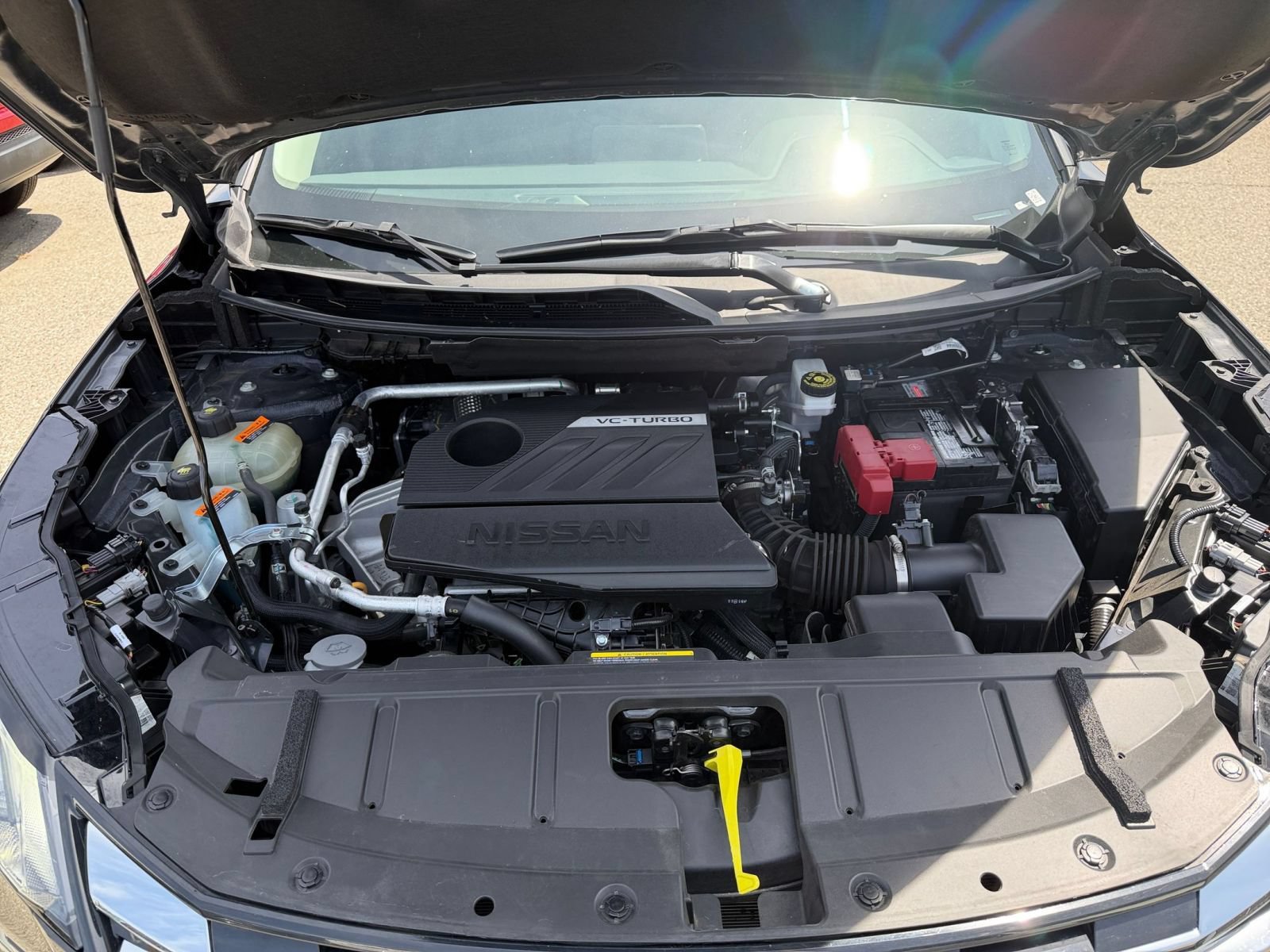 Used 2025 Nissan Rogue SV FWD image 34
