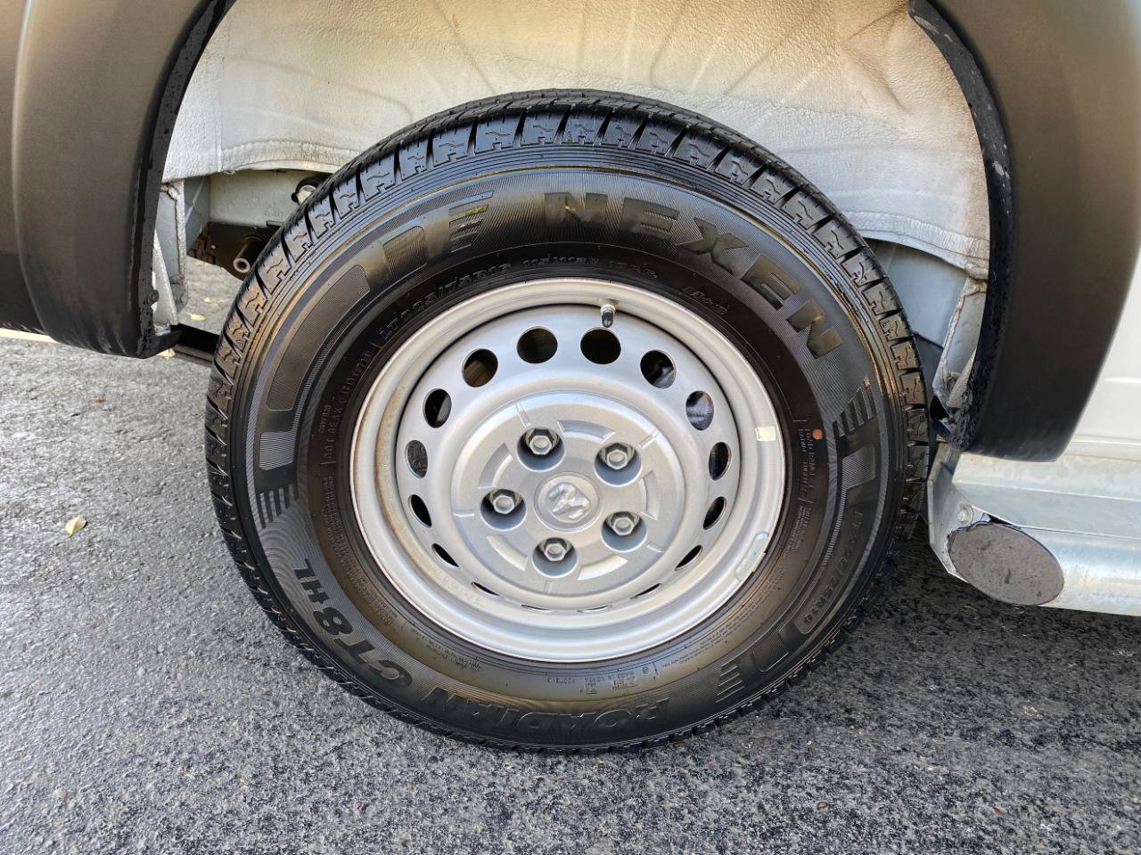 Used 2025 RAM ProMaster 2500 w/ U-Haul Equipment Group FWD image 18