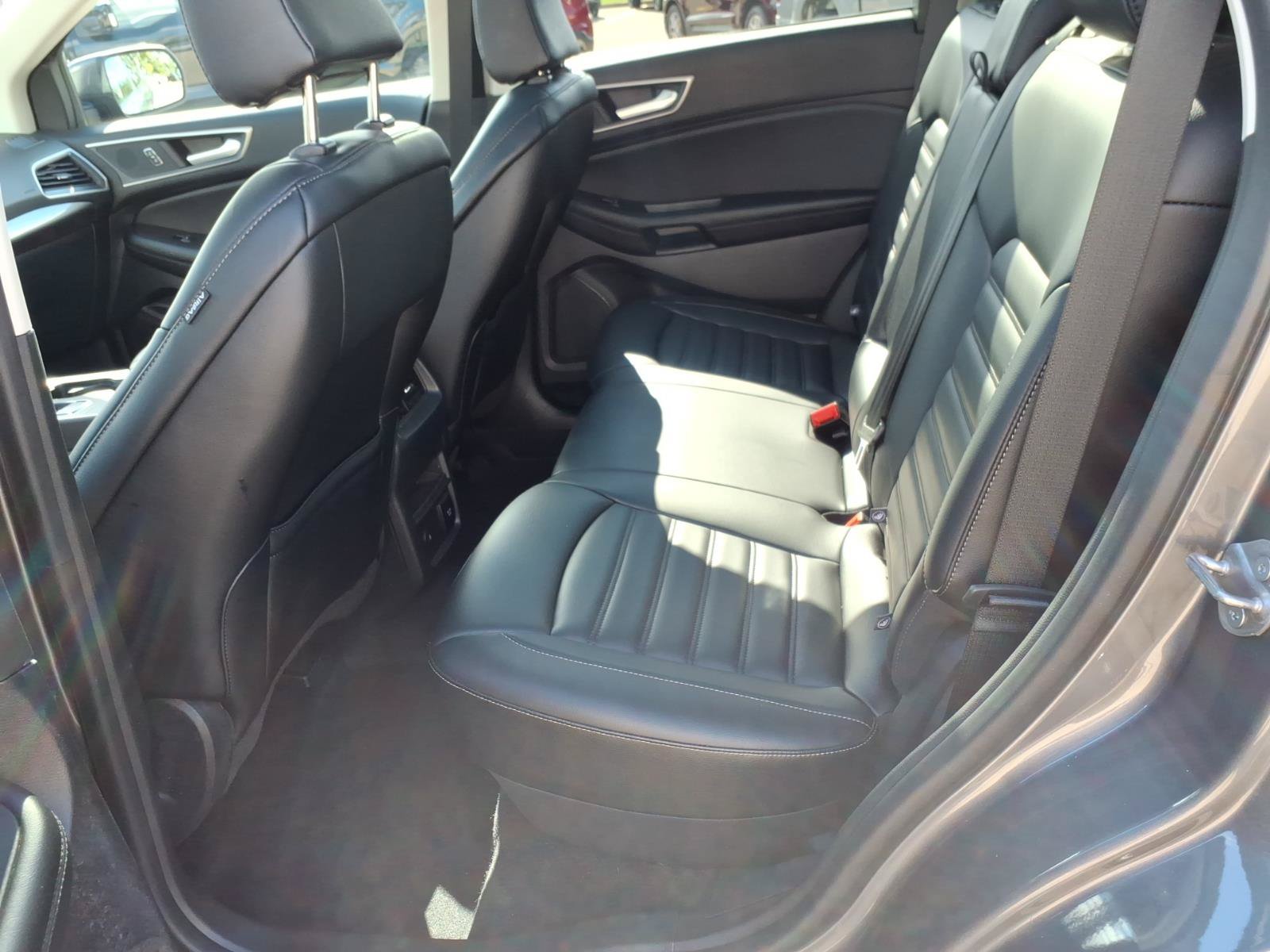 Used 2024 Ford Edge SEL w/ Convenience Package AWD/4WD image 13