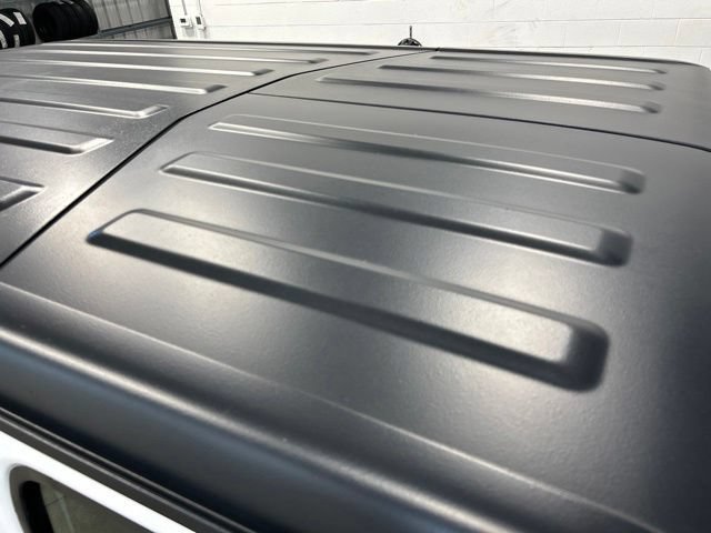 Used 2024 Jeep Wrangler Unlimited AWD/4WD image 18