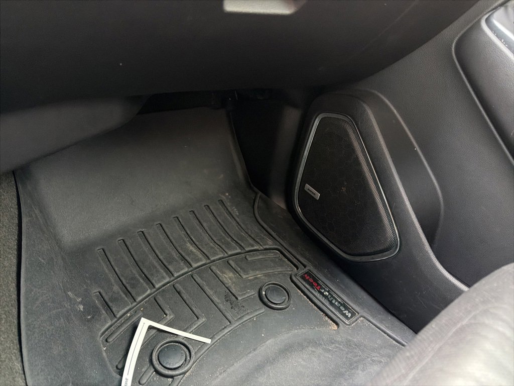 Used 2017 GMC Yukon Denali w/ Open Road Package image 25