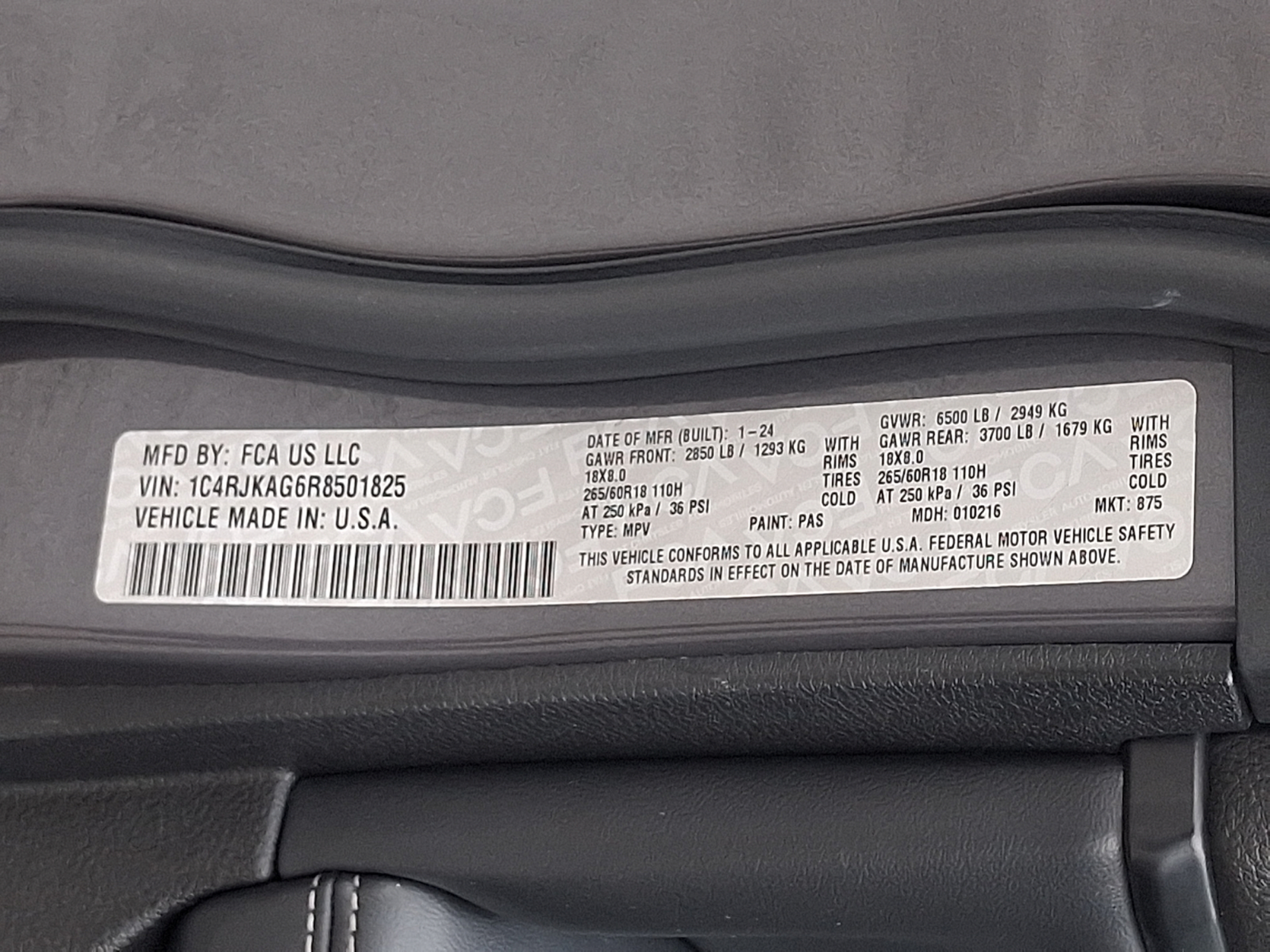 Certified 2024 Jeep Grand Cherokee L Altitude AWD/4WD image 28