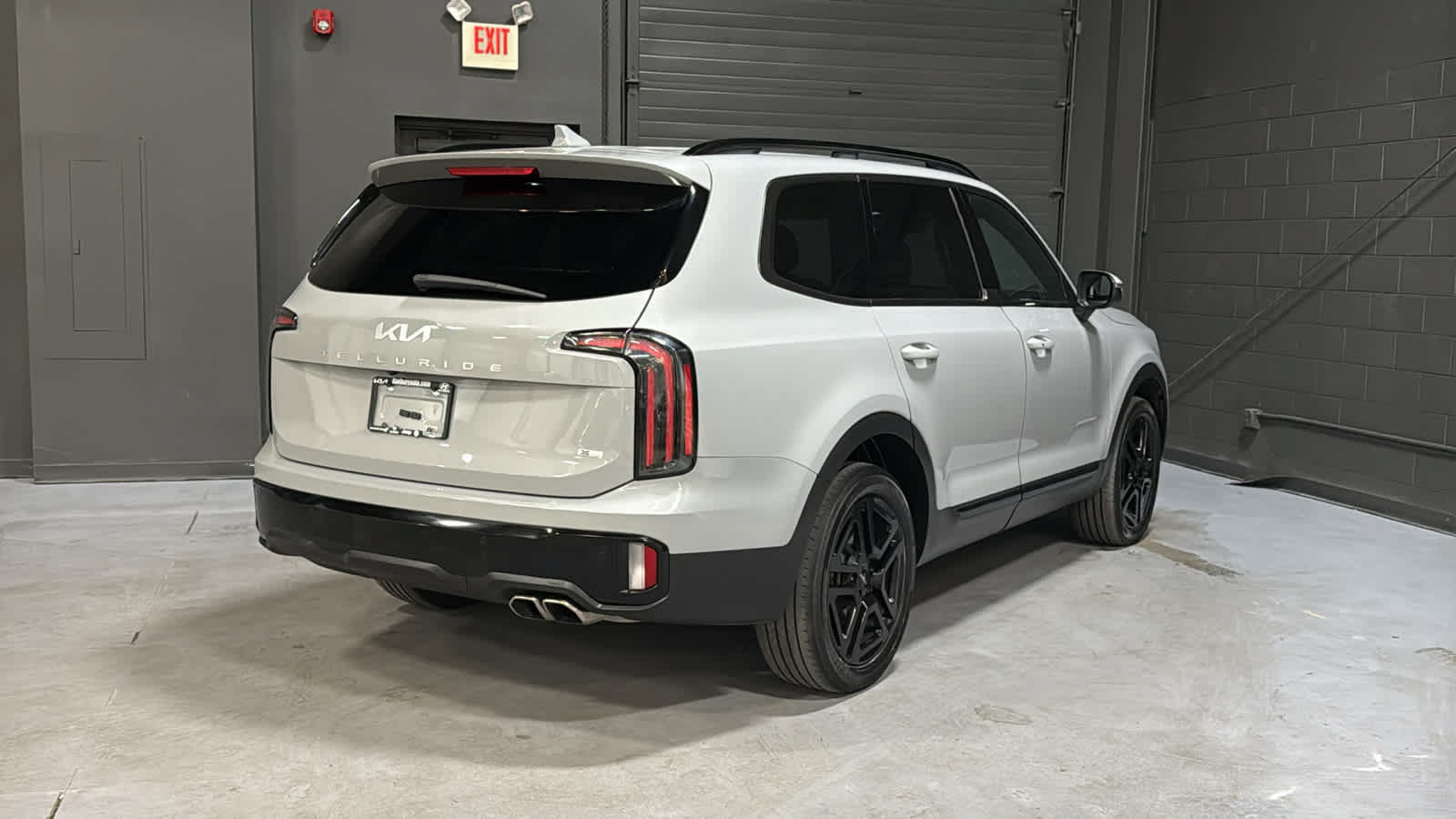 Used 2024 Kia Telluride EX X-Line AWD/4WD image 4