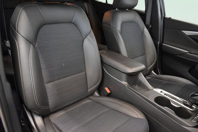 Used 2025 Buick Envista Preferred image 6