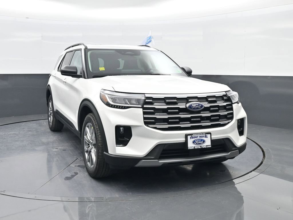 New 2026 Ford Explorer Active w/ Active Comfort Package image 2