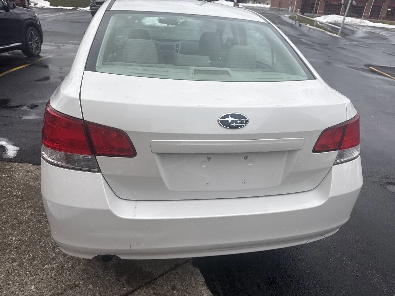 Used 2014 Subaru Legacy 2.5i w/ Alloy Wheel Package image 5