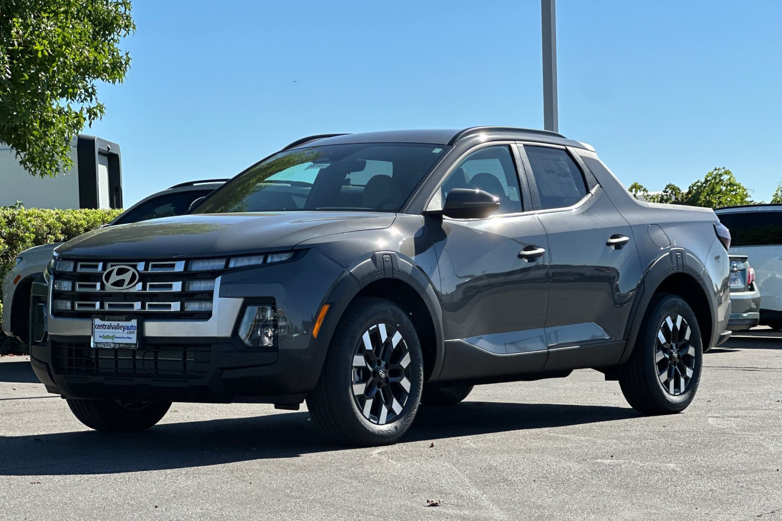 New 2026 Hyundai Santa Cruz SEL FWD image 8